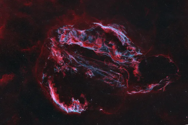 The Full Veil — Cygnus Loop (Veil Nebula)